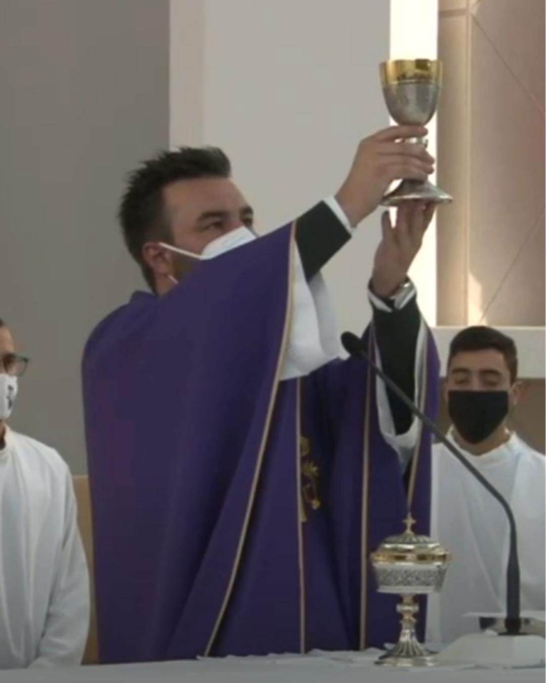 Missas do Parto da Junta de Freguesia de Câmara de Lobos - Igreja de Santa Cecília